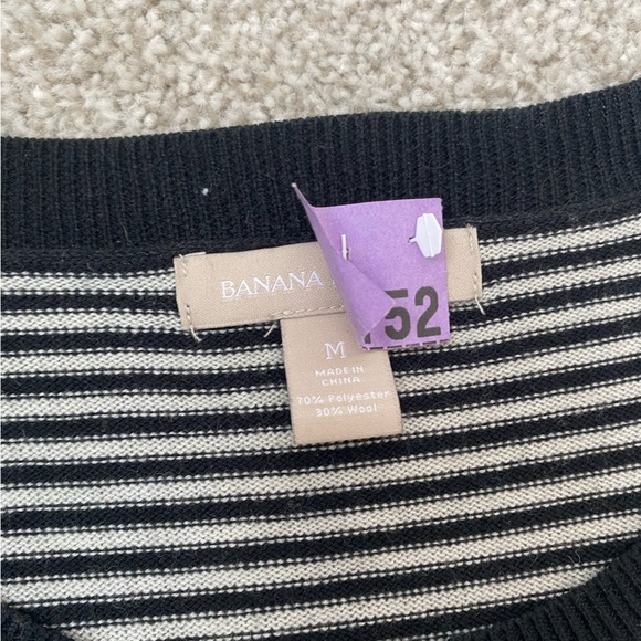 Black and white striped Banana Republic sweater with sequined polka dots - Picture 2 of 3